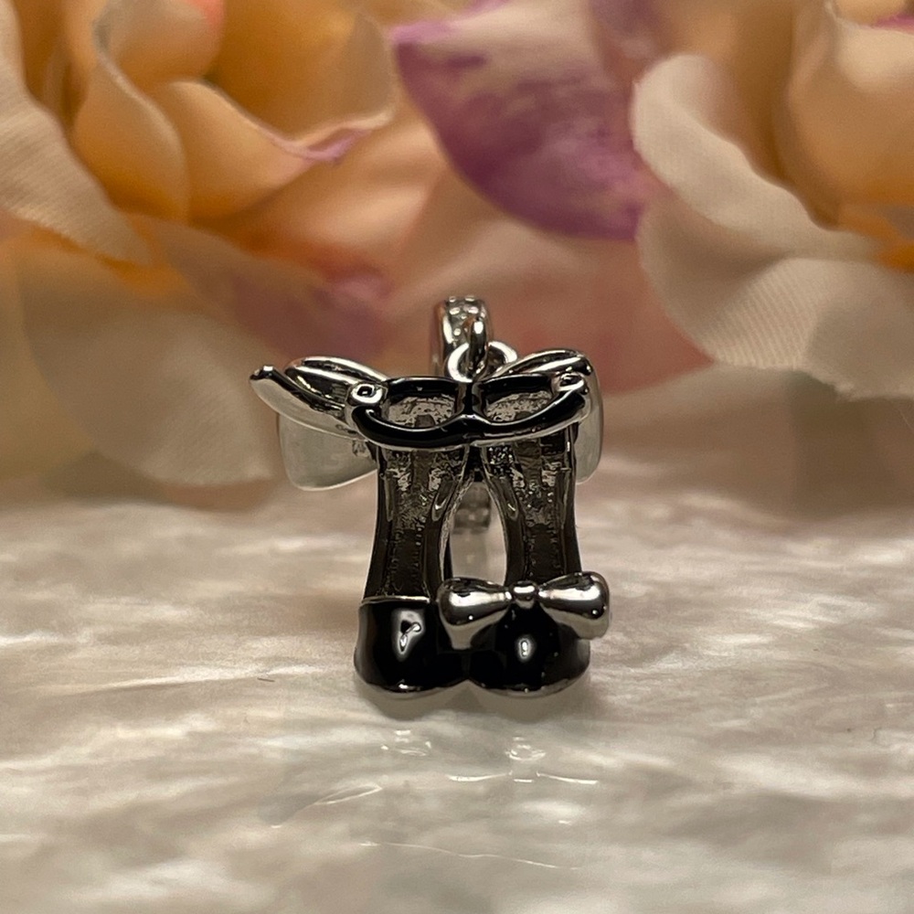 Bracelet Charm Black High Heels with Bow and rhinestones - Picture 6 of 16